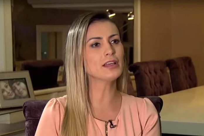 Andressa Urach Chora E Pede Para Edir Macedo Parar Fogueira Santa