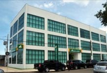 Prefeito discute parcerias com presidente do Basa