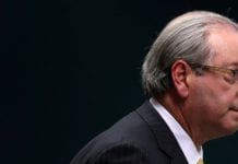 Cunha entrará com ação para que Moro seja impedido de julgá-lo