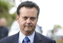 Ministro não descarta privatização dos Correios