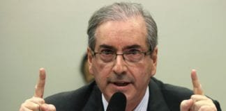 Suíça mantém dinheiro de Cunha bloqueado