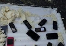 Agentes Penitenciários interceptam freezer recheado com aparelhos celulares