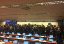 Reforma da Previdência: Comissão se reúne nesta terça para concluir votação adiada após invasão de agentes