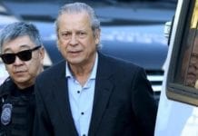 Moro manda soltar Dirceu, mas exige tornozeleira eletrônica e proíbe saída do País