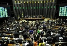 No Congresso, 1 em cada 3 eleitos teve dinheiro da JBS