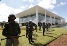 Temer convoca Exército para conter tumulto na Esplanada