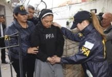 Freira acusada de escolher crianças “submissas” para padres estupradores é presa na Argentina
