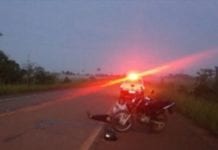 Ciclista morre e motoqueiro fica gravemente ferido em acidente na BR 429