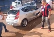 Vídeo mostra ataque de taxistas contra carro do Uber em Porto Velho