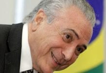 Em meio a julgamento, Temer diz que conduzirá governo até 2018