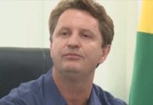 Com tornozeleira, ex-prefeito se apresenta à Justiça em Vilhena, RO