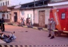 Candeias – Mulher é executada a tiros na porta de casa