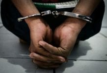 Servidor de presídio federal é preso após dar soco em uma policial de Porto Velho