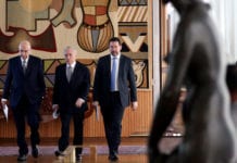Com reforma da Previdência em risco, governo estuda fim do abono salarial