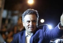 Aécio recebe salário de R$ 19 mil após descontos por afastamento