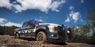 Ford revela a picape certificada para perseguição policial