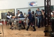 Acadêmico é esfaqueado durante assalto em faculdade