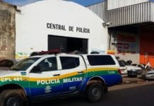 Homem é atropelado por carro após furtar TV de idosa