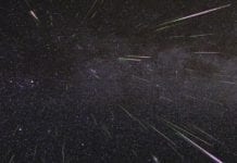 Madrugada de sábado terá chuva de meteoros Perseidas, mas visibilidade não será das melhores