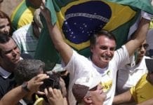 Mercado financeiro pode apoiar Bolsonaro para barrar Lula, diz jornal