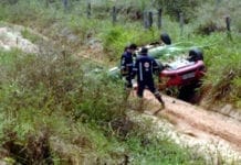 Motorista morre ao ser arremessado de carro durante capotagem na RO-257