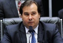 Maia: Denúncias contra Temer pesaram para rebaixamento do Brasil