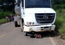 Motociclista morre ao colidir com caminhão leiteiro na RO 133