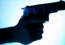 Criança de três anos morre em tentativa de assalto no RJ