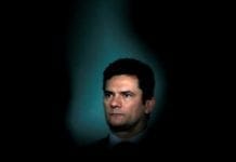 Moro diz que recibos de Lula “não são” materialmente falsos