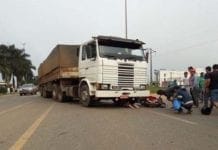 BR-364: carreta e moto se envolvem em acidente