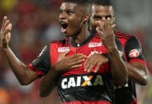 Flamengo renova com joia de 17 anos até 2023