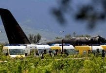 Queda de avião militar na Argélia deixa mais de 250 mortos