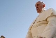 Papa pode celebrar Corpus Christi em zona marcada pela máfia