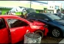 Grave acidente envolvendo três veículos deixa dois feridos