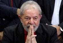 Em mais uma tentativa de soltar Lula, petistas defendem indulto