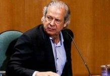 Dirceu tem até as 17h para se entregar à Polícia Federal
