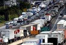 Caminhoneiros prometem nova greve se tabela de fretes for alterada