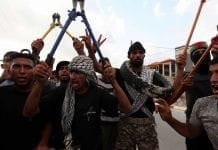 Confrontos em Gaza deixam 2 mortos e 310 feridos
