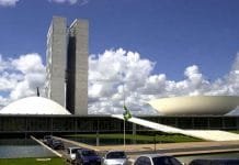 Desequilíbrio de gênero na política deve continuar, diz especialista