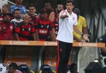 Após queda na Copa do Brasil, Flamengo demite Maurício Barbieri