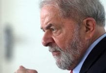 Advogados vão ao TRF-4 para que Lula grave vídeos para Haddad