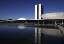 Apenas Ministério da Defesa tem alta salarial já garantida para 2019