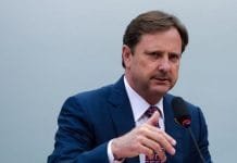 Ministro do STF nega pedido para suspender inelegibilidade de Acir