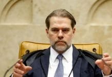 Toffoli derruba decisão que mandou soltar presos em 2ª instância