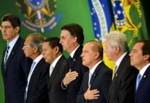 Bolsonaro quer transparência em atos dos governos atual e anteriores
