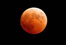 Madrugada de domingo para segunda traz ‘supereclipse lunar’