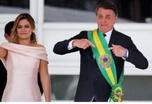 Bolsonaro escolhe ‘Pátria Amada, Brasil’ como slogan de governo