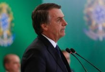 Recuou: Bolsonaro desiste de base militar norte-americana no Brasil