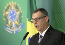 Mesmo com fronteira fechada, Brasil mantém missão de ajuda humanitária