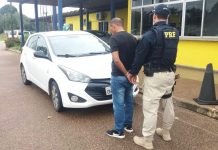 Homem é preso com carro roubado na BR-364 em Porto Velho